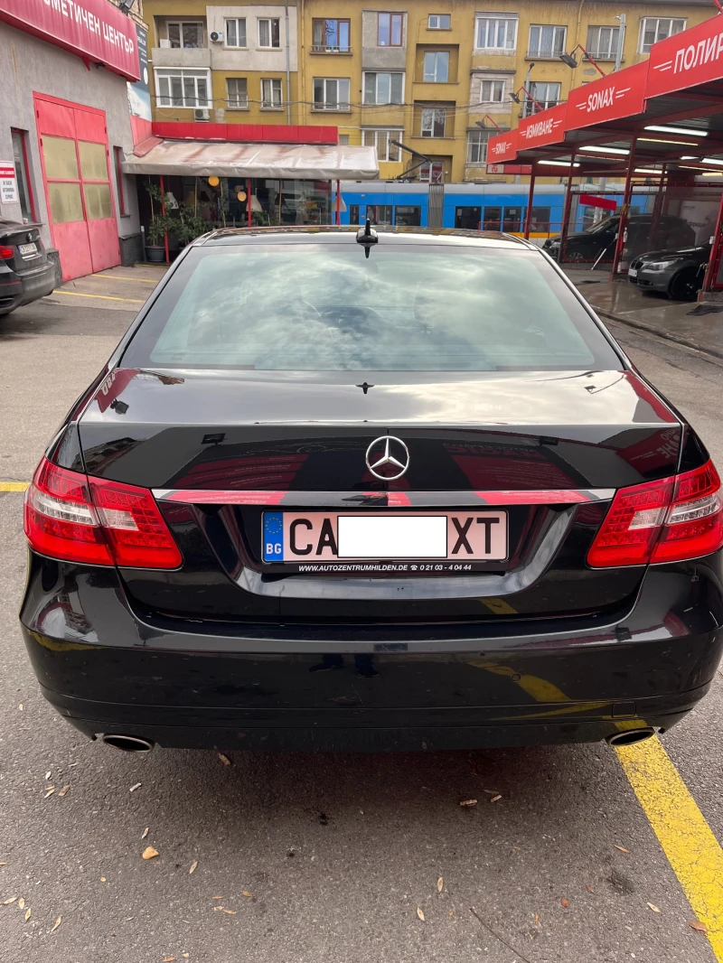 Mercedes-Benz E 350 CDI 4 MATIC, снимка 17 - Автомобили и джипове - 48208939