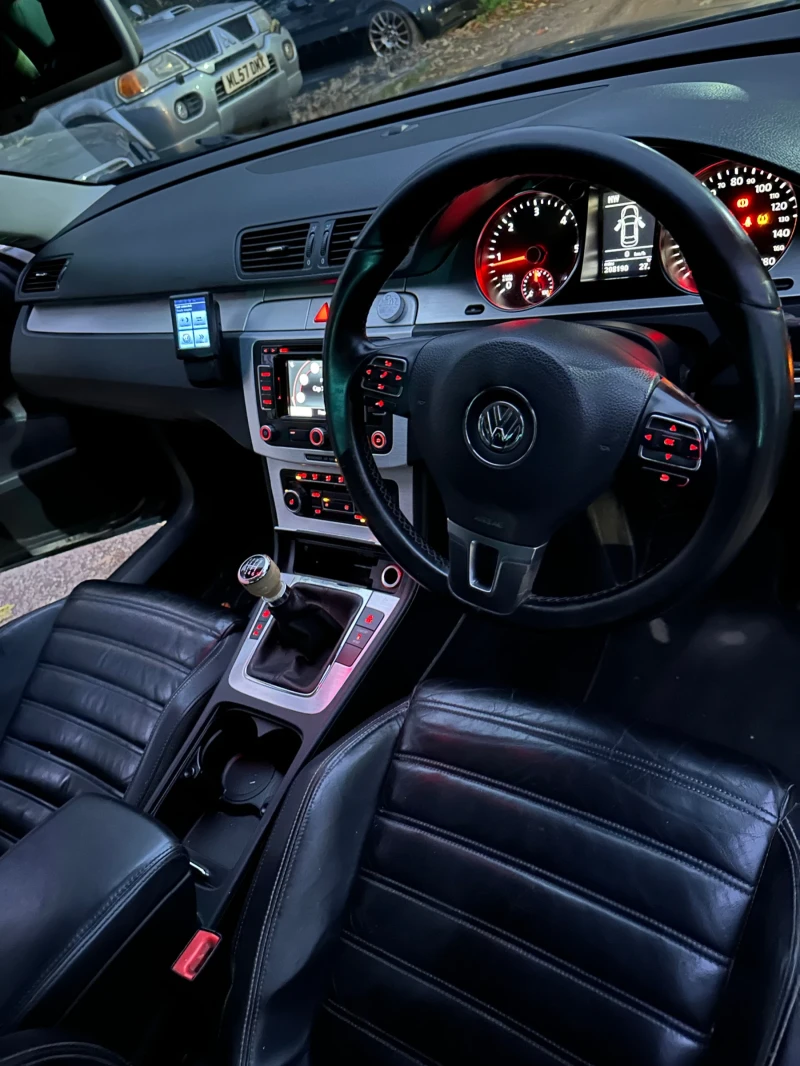 VW CC 2.0, снимка 7 - Автомобили и джипове - 48643258