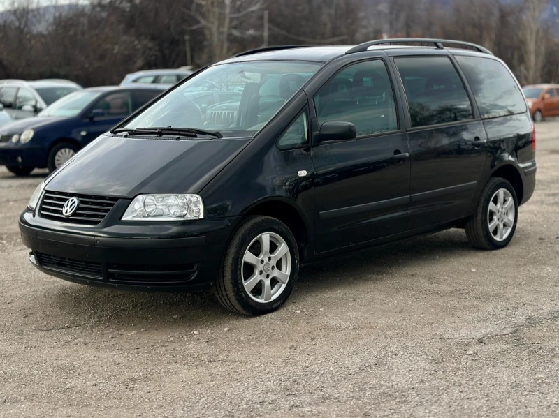 VW Sharan 1.9 TDI, снимка 2 - Автомобили и джипове - 48879213