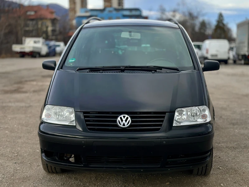 VW Sharan 1.9 TDI, снимка 3 - Автомобили и джипове - 48879213