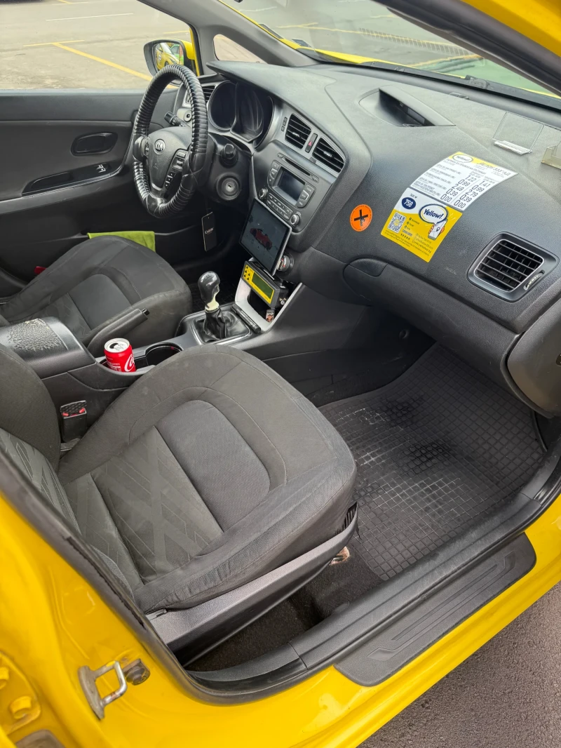 Kia Ceed TAXI, снимка 11 - Автомобили и джипове - 49566431