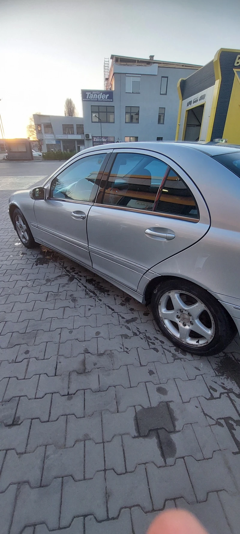 Mercedes-Benz C 200 Kompressor, снимка 6 - Автомобили и джипове - 52512570