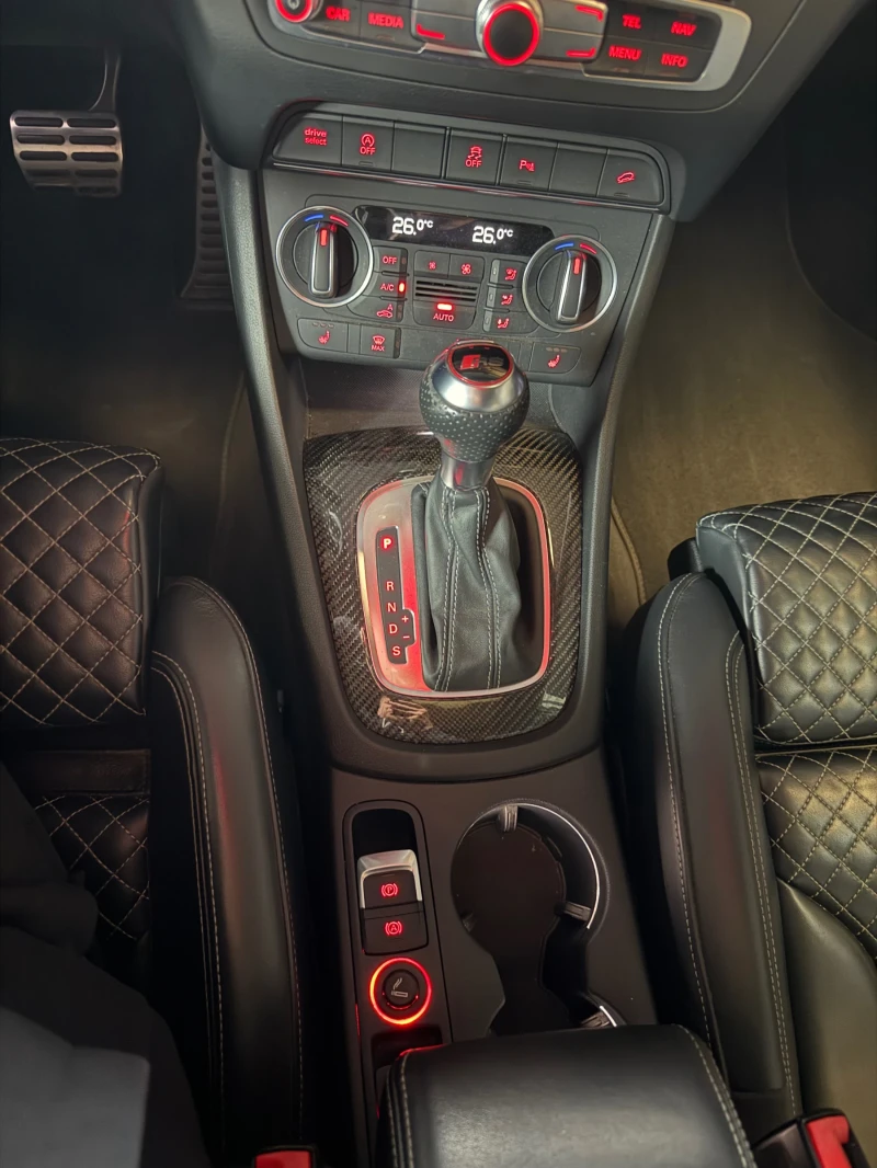 Audi RSQ3, снимка 13 - Автомобили и джипове - 51999825