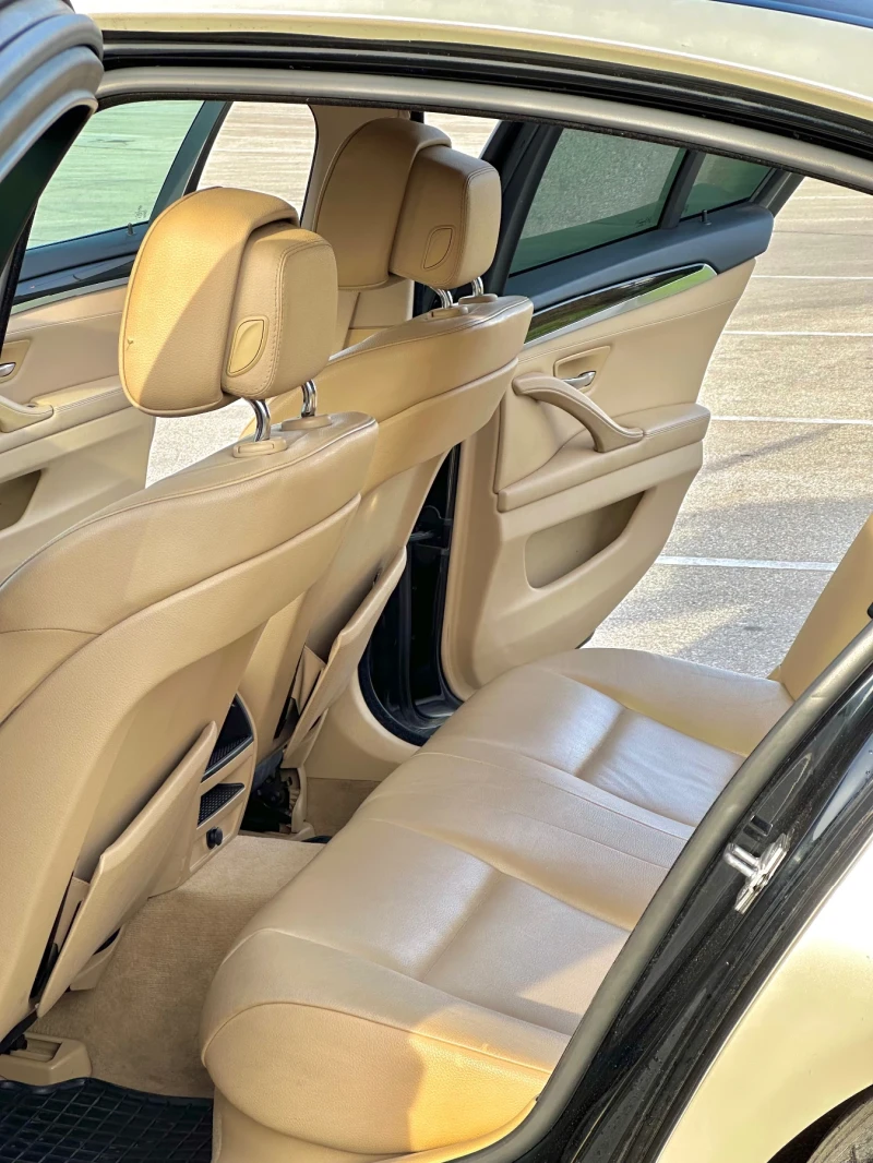 BMW 530 / 245 к.с. / M-PACK / задно, снимка 15 - Автомобили и джипове - 52800713