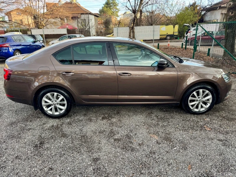 Skoda Octavia 1.5TSI 150к.с* ПЪРВИ СОБСТВ./НОВА ОТ БГ/99300км.!, снимка 4 - Автомобили и джипове - 52507609