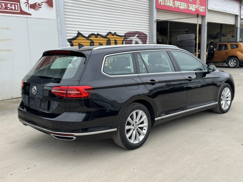 VW Passat 2.0 TDI Highline - Пълна Сервизна История, снимка 4 - Автомобили и джипове - 52996997