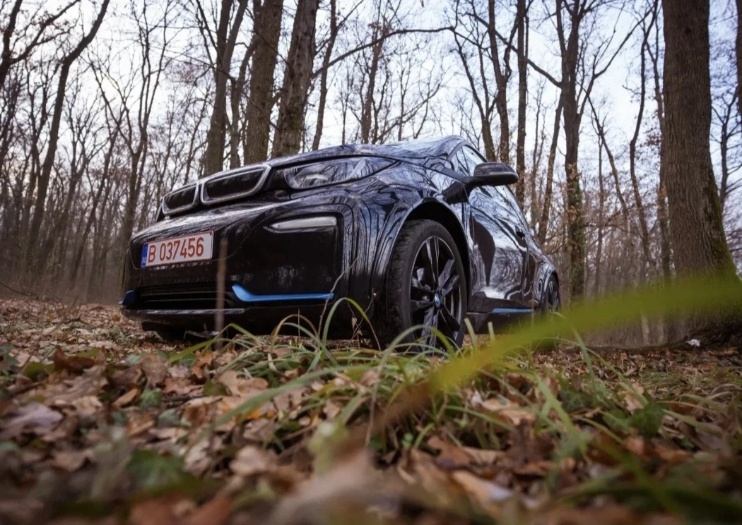 BMW i3 S, 120Ah Performance , Дистроник, Harman Cardon - изображение 5