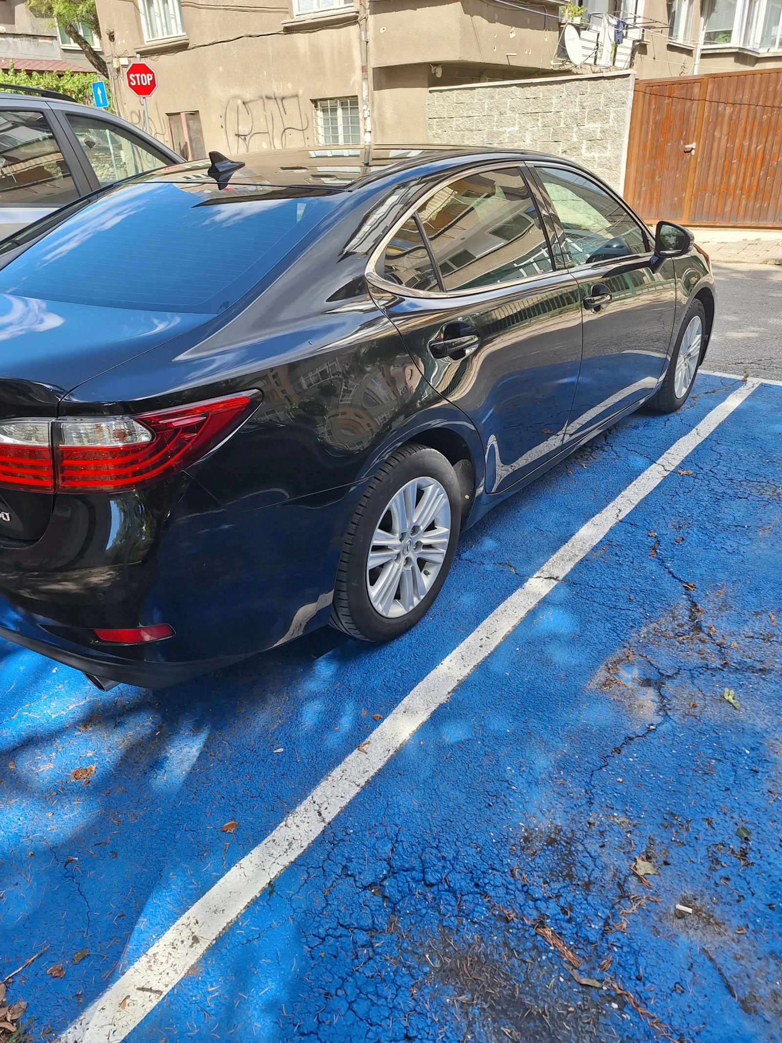 Lexus ES 350  - изображение 5