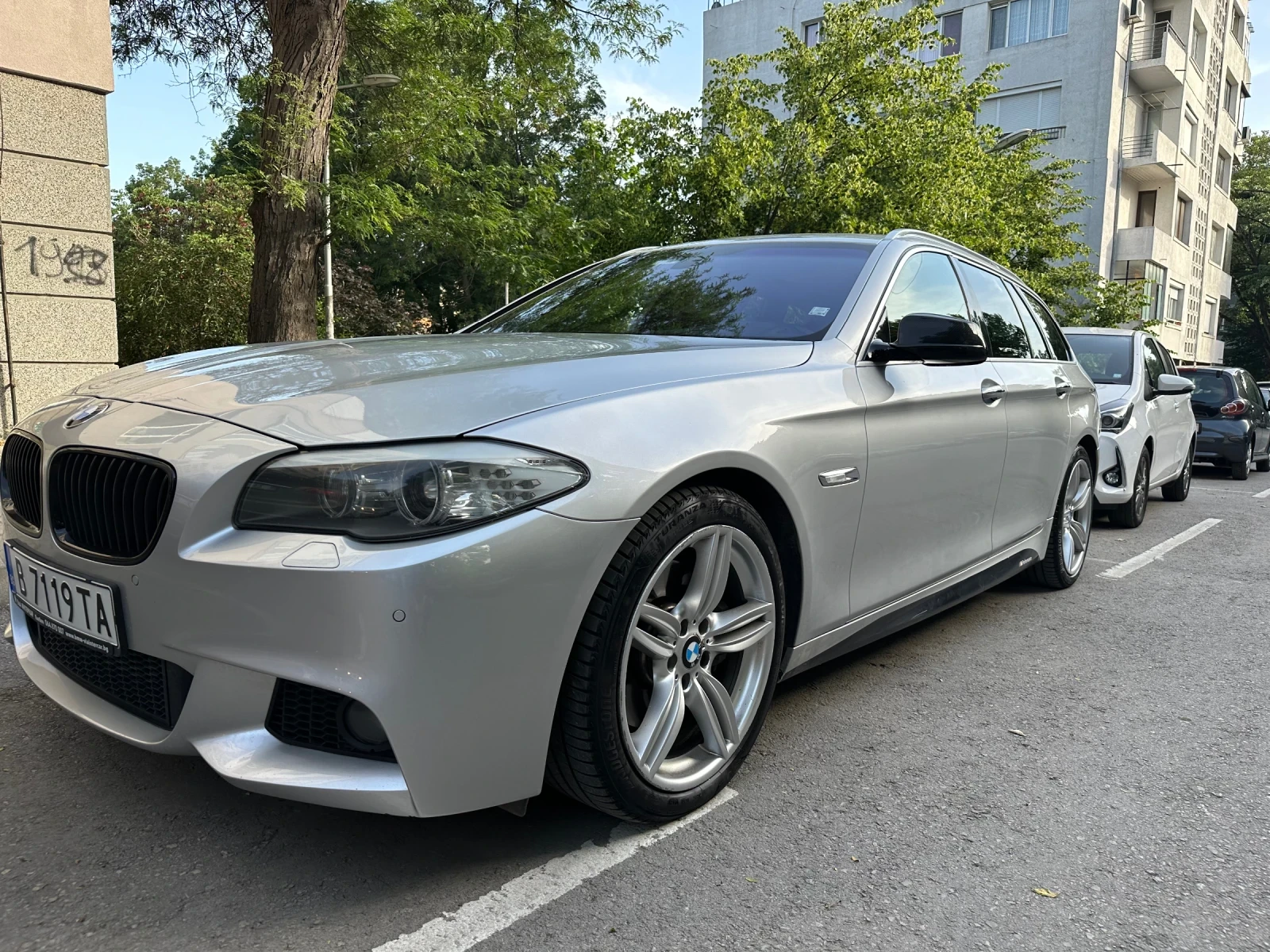 BMW 535 d xDrive M-Pack - изображение 6