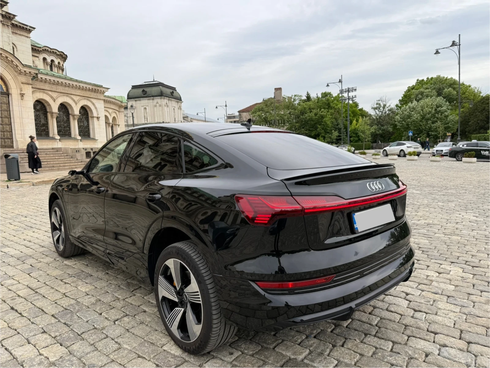 Audi E-Tron 55* Quattro* Sportback* Head-Up* Pano*  - изображение 3