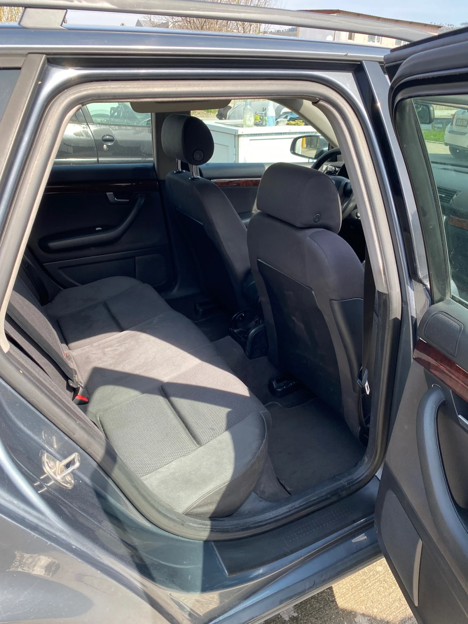 Audi A4 1.9 TDI 6 ск - изображение 9