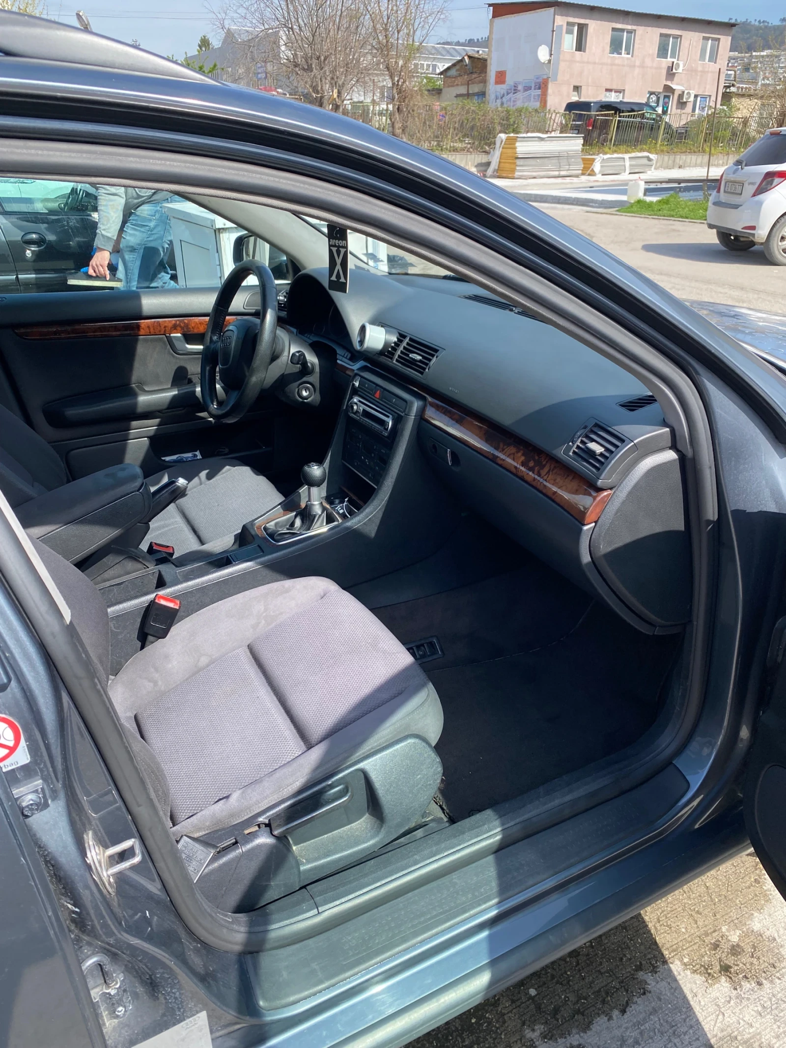 Audi A4 1.9 TDI 131hp - изображение 4
