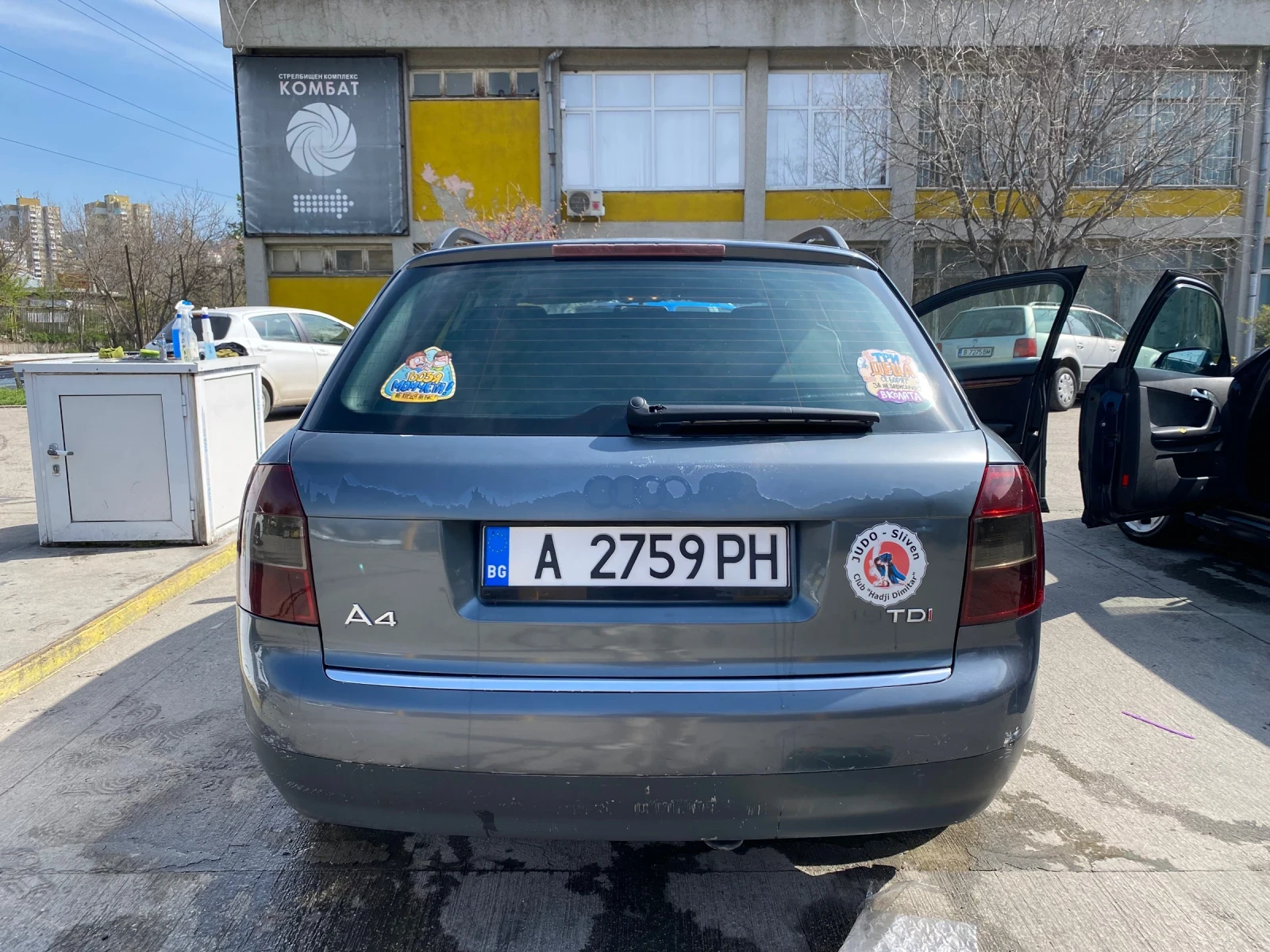 Audi A4 1.9 TDI 6 ск - изображение 3