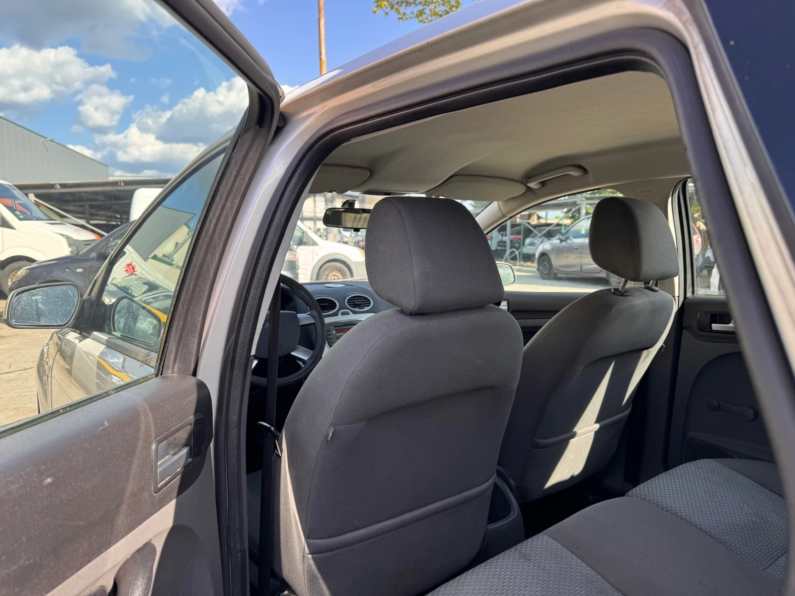 Ford Focus 1.6TDCI - изображение 10