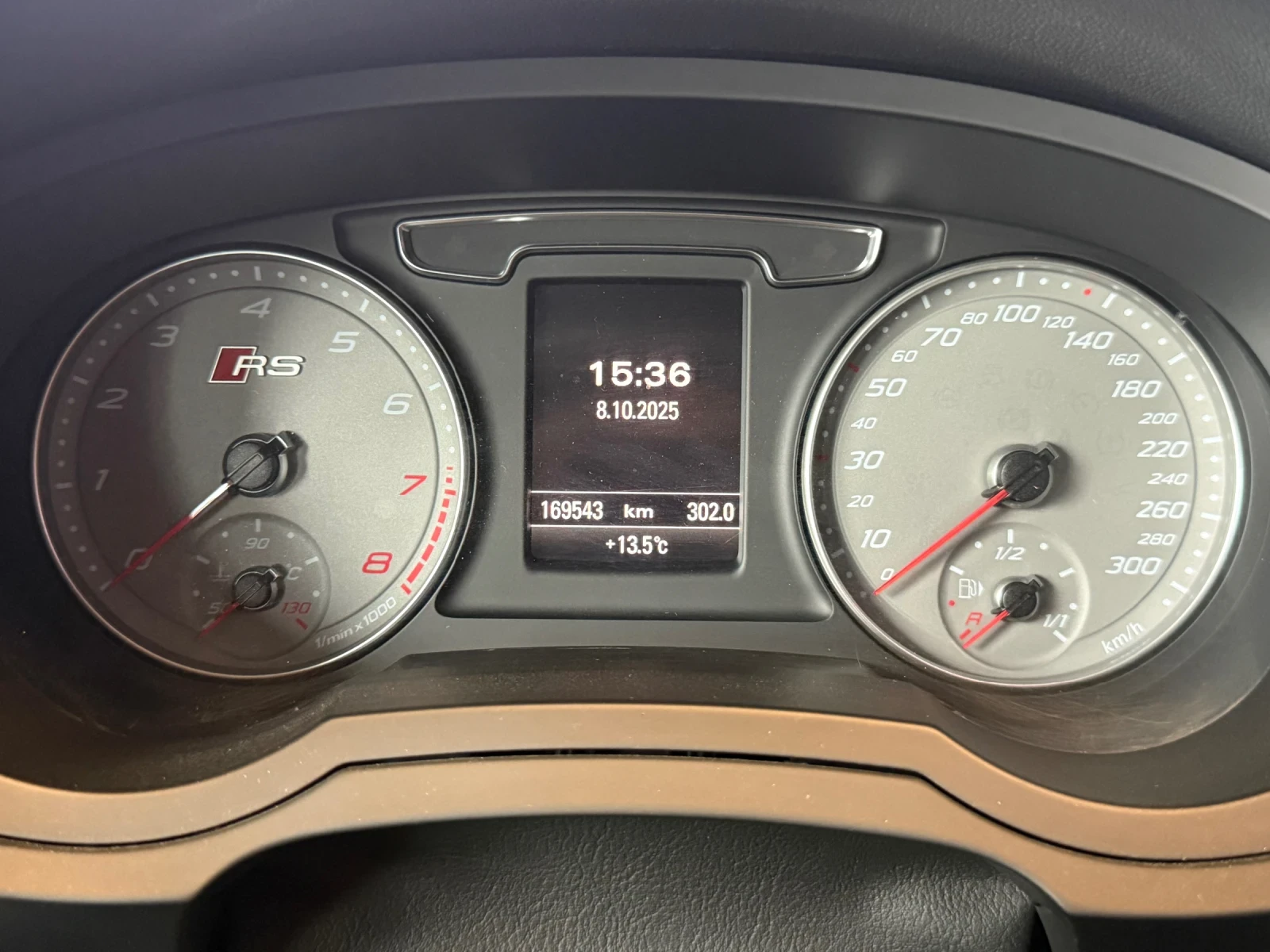 Audi RSQ3 | Mobile.bg   15