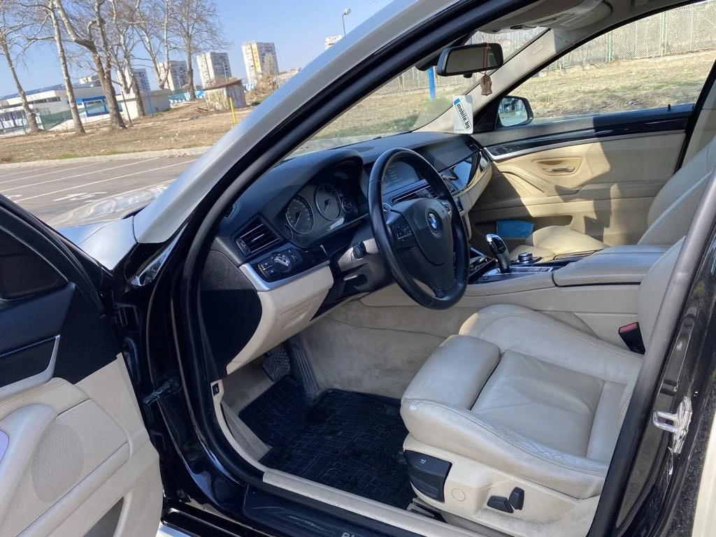 BMW 530 / 245 к.с. / M-PACK / задно - изображение 9