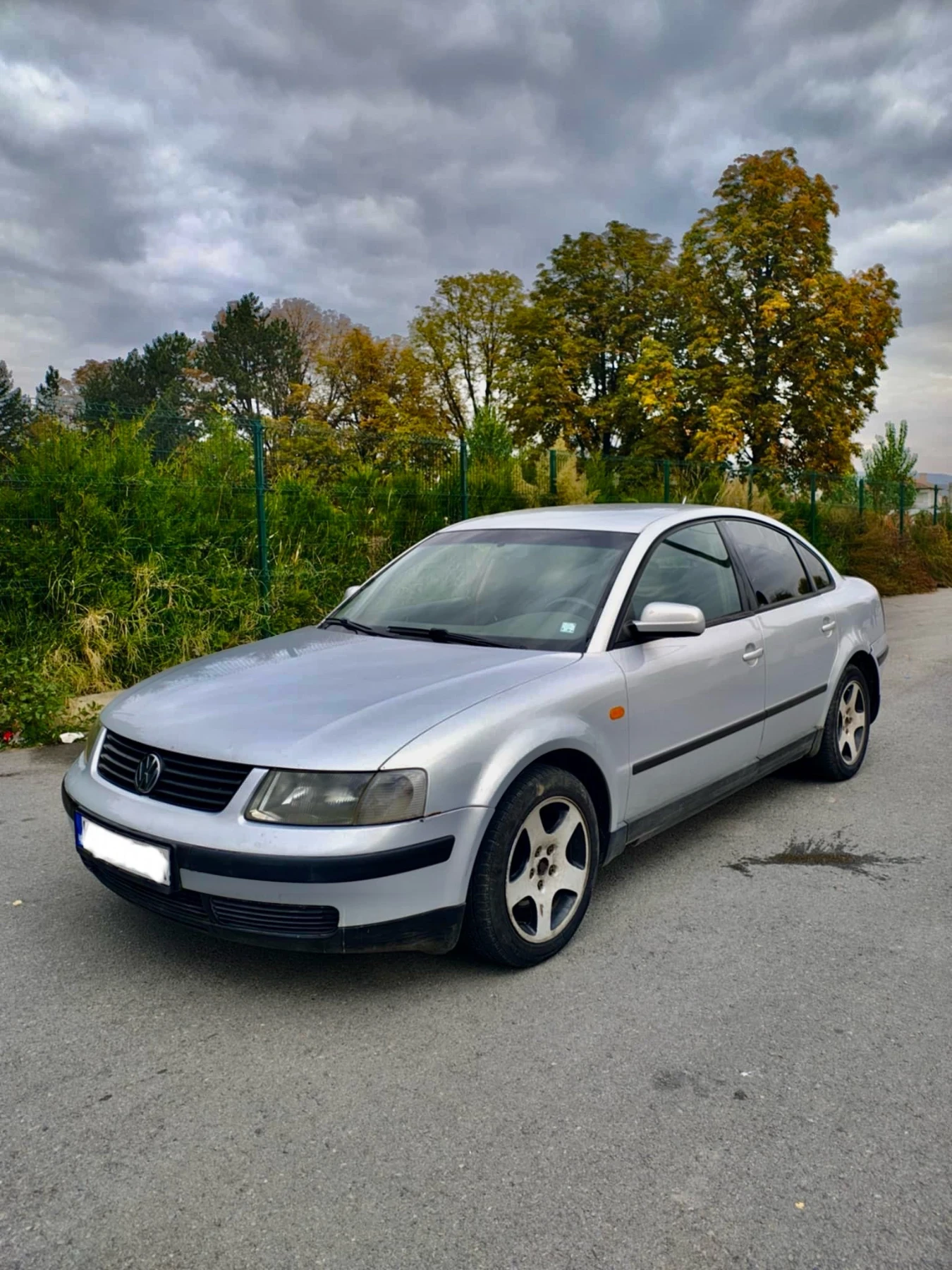 VW Passat 1.6 | Mobile.bg   1