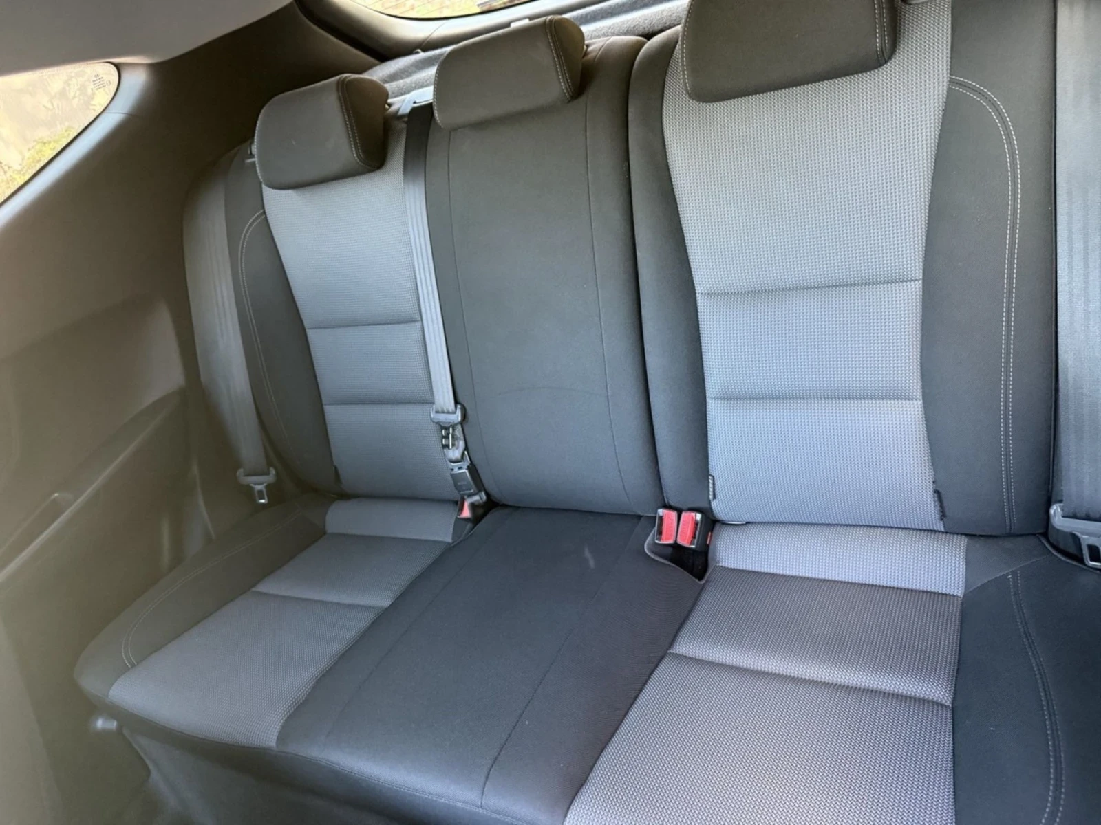 Hyundai I30 1.6 CRDI - изображение 6