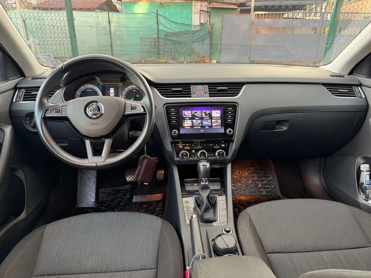 Skoda Octavia 1.5TSI 150к.с* ПЪРВИ СОБСТВ./НОВА ОТ БГ/99300км.! - изображение 9