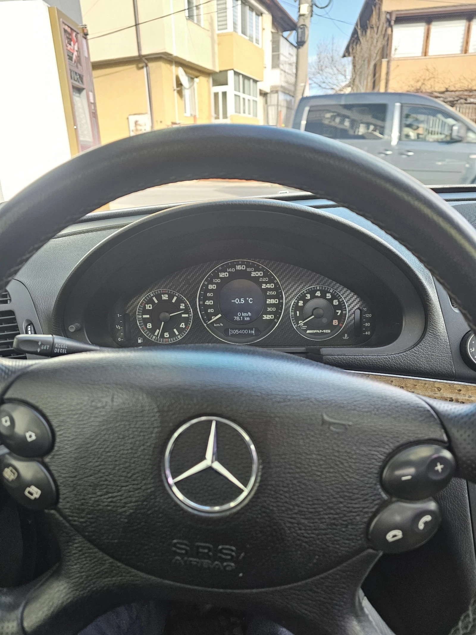 Mercedes-Benz E 500 | Mobile.bg � ����������� 5