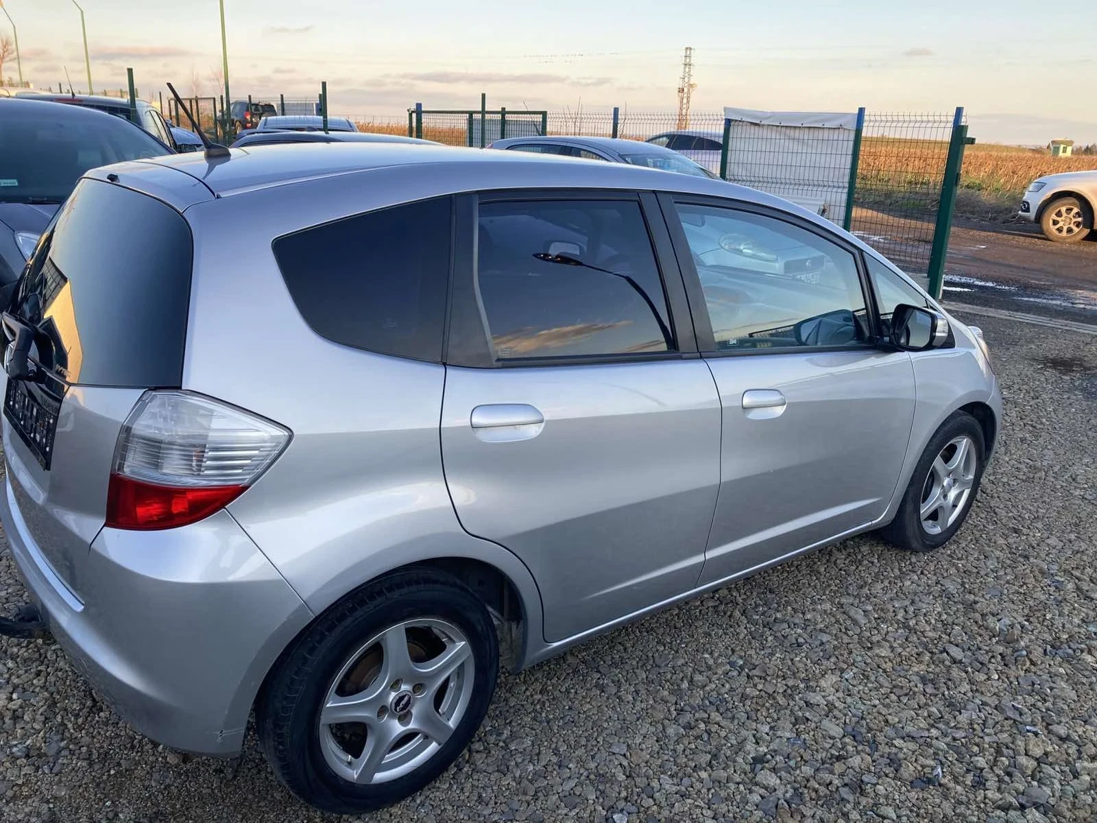 Honda Jazz 1.4i 100ps | Mobile.bg � ����������� 3