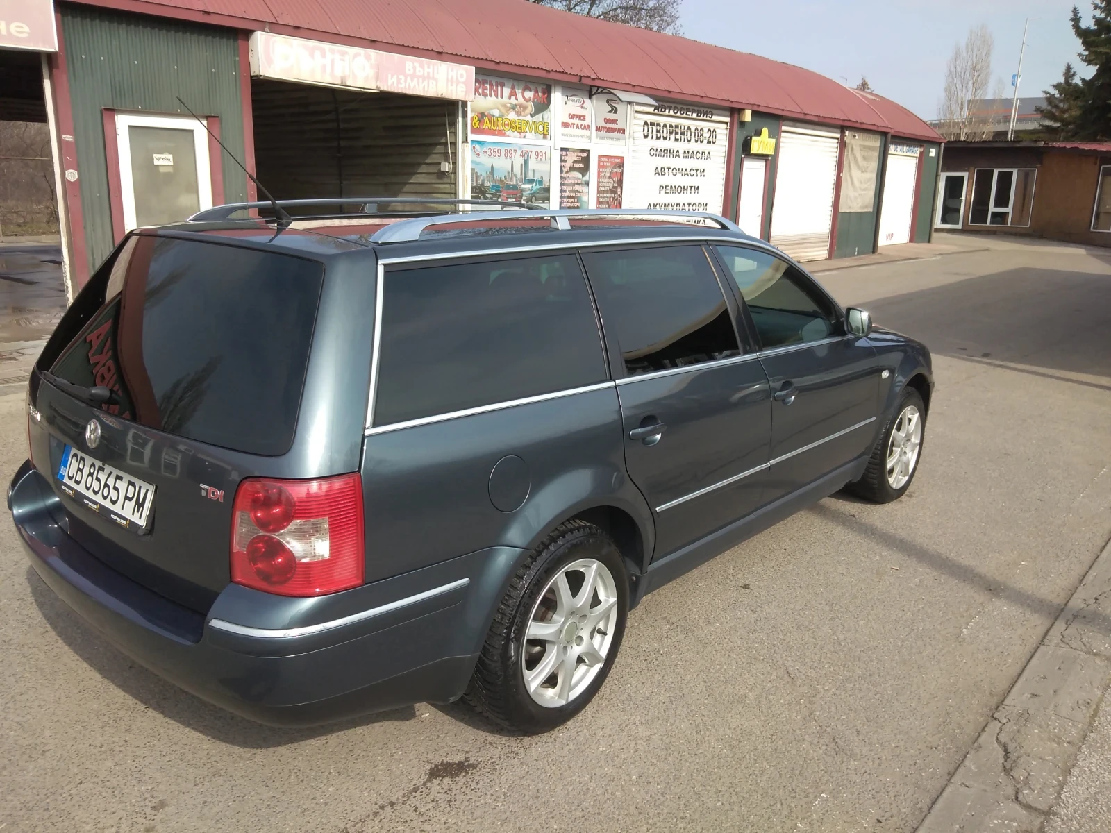 VW Passat, снимка 12 - Автомобили и джипове - 53845231