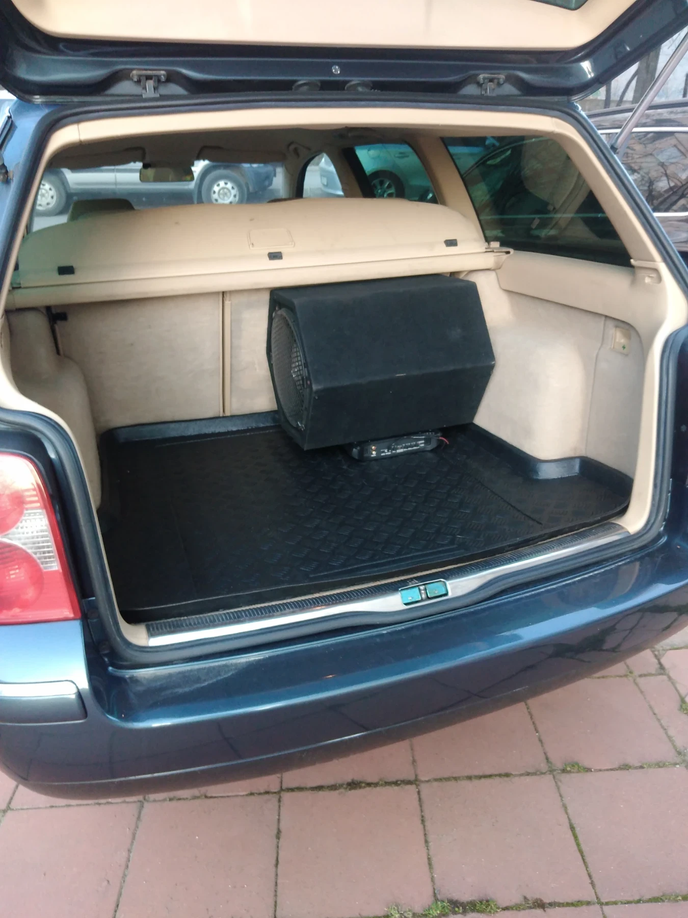 VW Passat, снимка 2 - Автомобили и джипове - 53845231