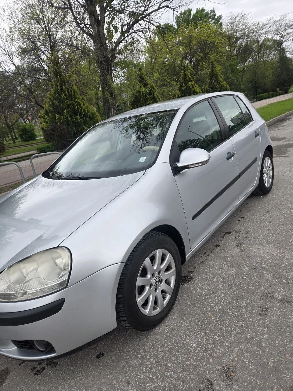 VW Golf 5, снимка 2 - Автомобили и джипове - 54365928