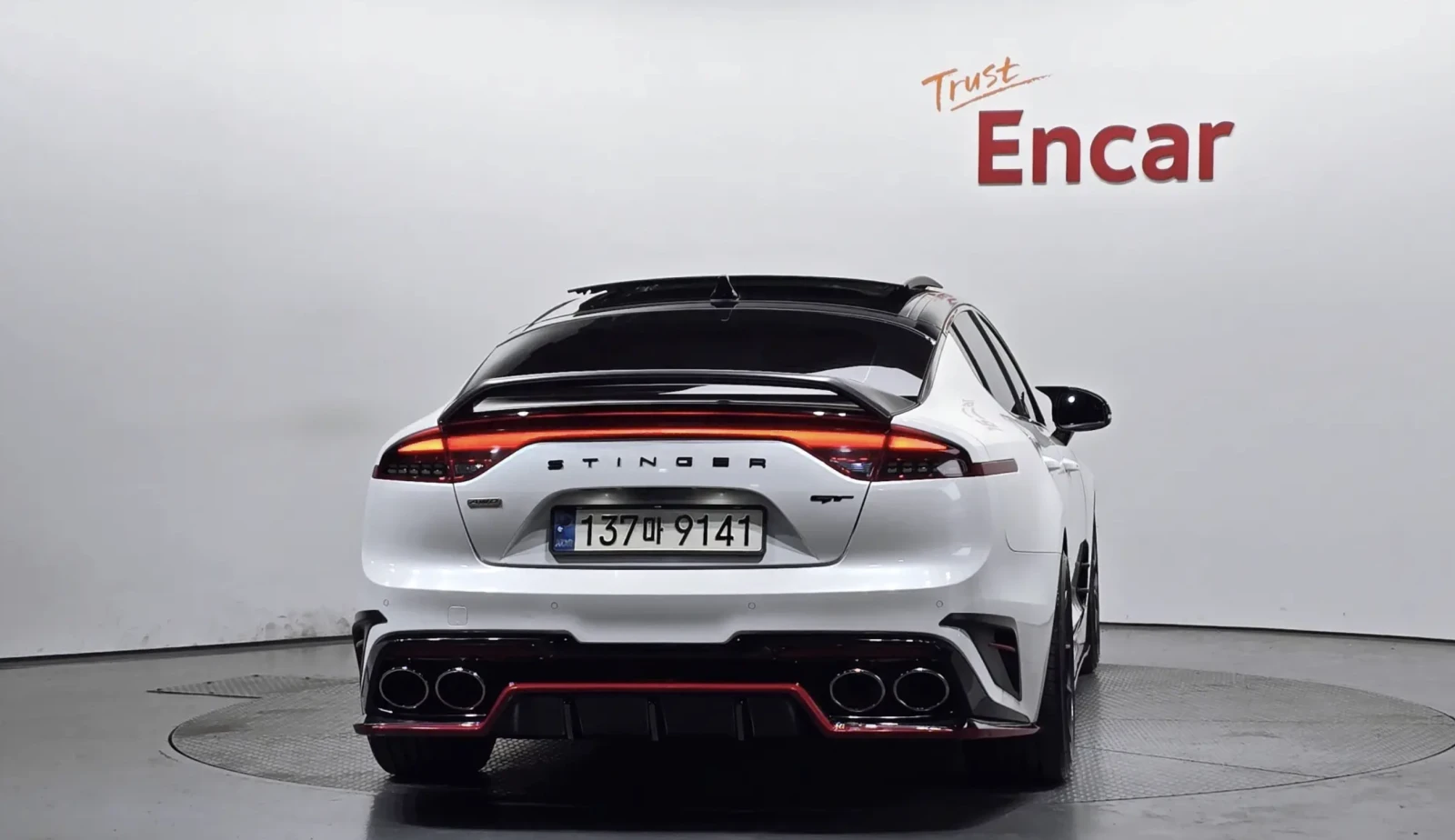 Kia Stinger GT 3.3/TUNING/ОБДУХ/360 КАМЕРИ/FULL!, снимка 4 - Автомобили и джипове - 54413721