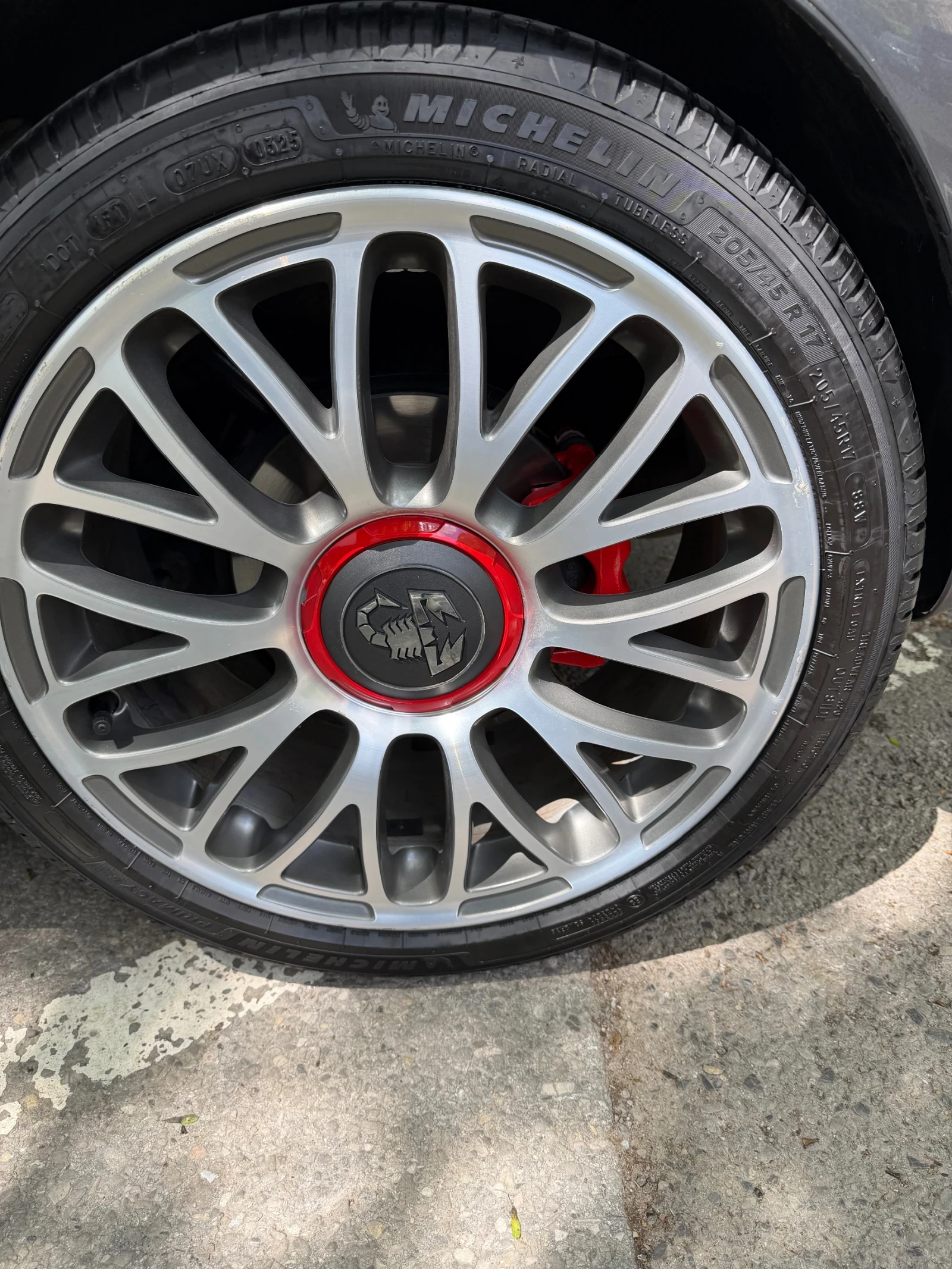 Abarth 595 Turismo Автоматик чисто нов, снимка 15 - Автомобили и джипове - 54584761