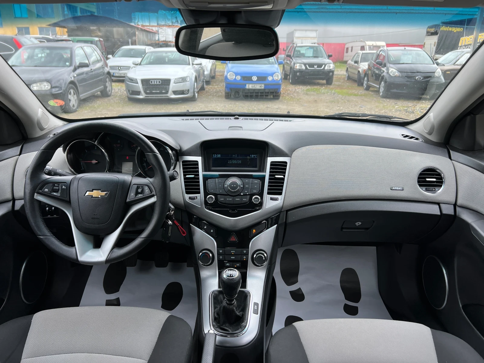 Chevrolet Cruze LT 2.0TD-163к.с./ Парктроник/ Автопилот/ 115 000км, снимка 17 - Автомобили и джипове - 54659416