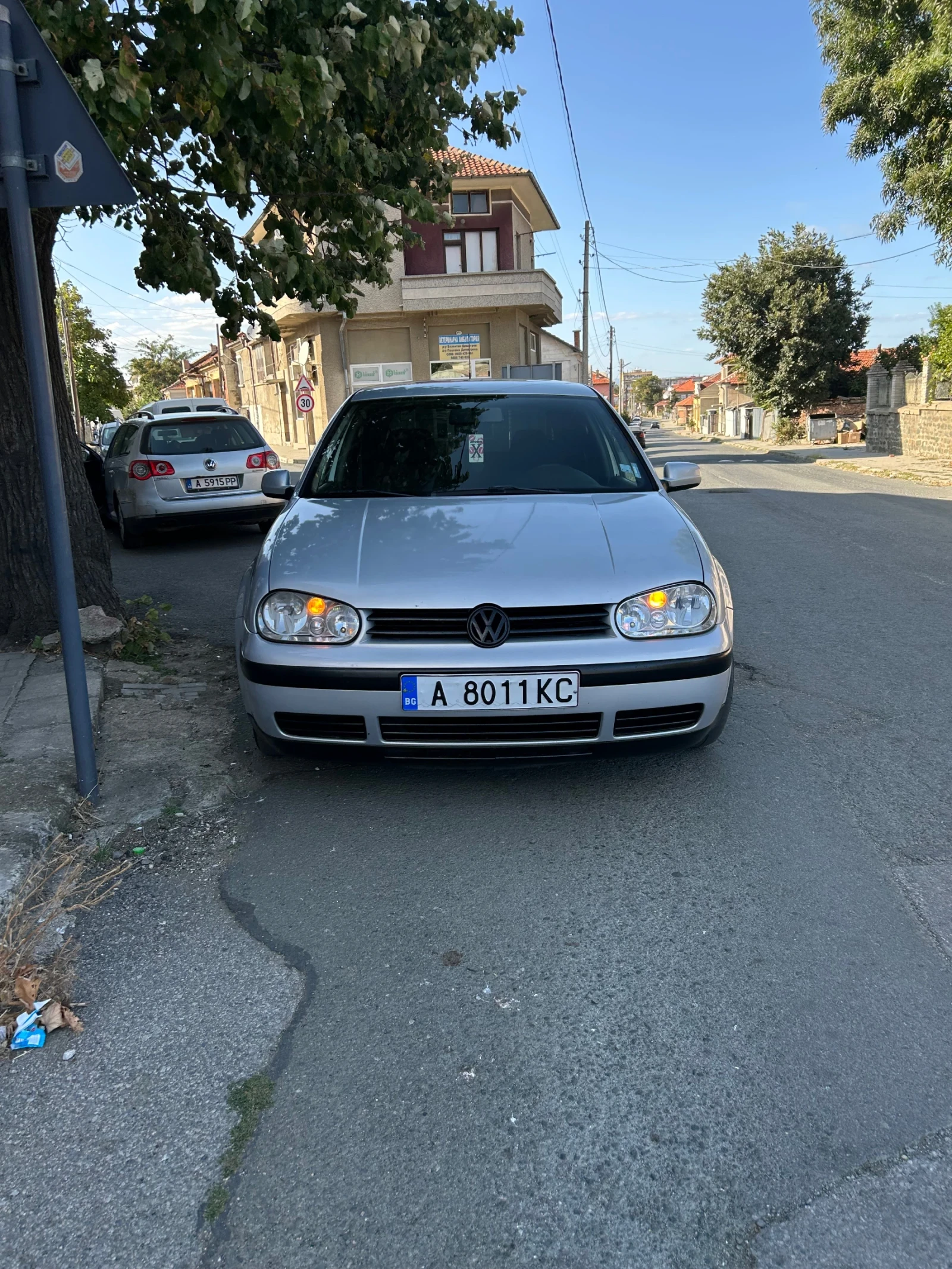 VW Golf, снимка 2 - Автомобили и джипове - 54663660