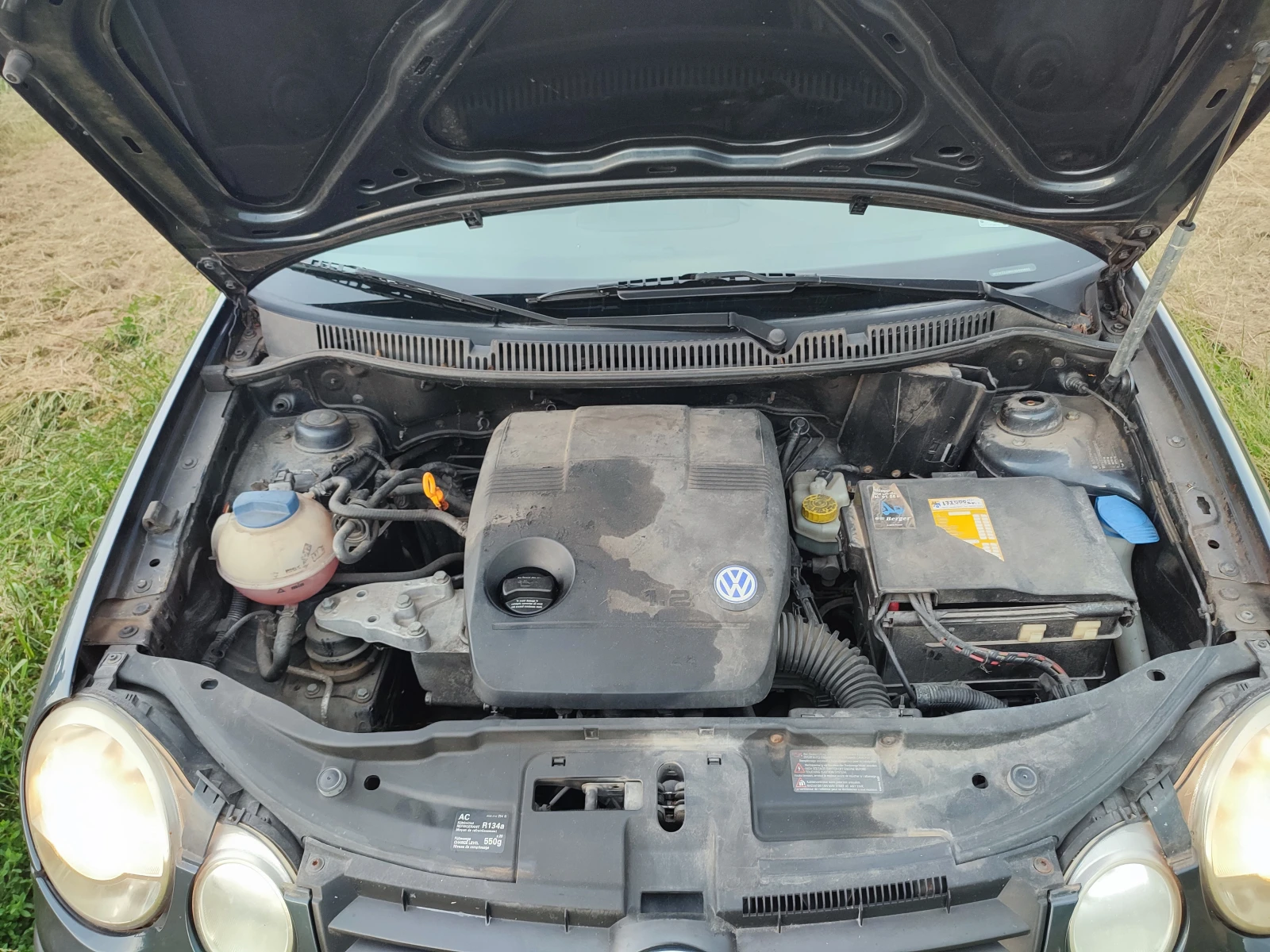 VW Polo, снимка 11 - Автомобили и джипове - 54887044