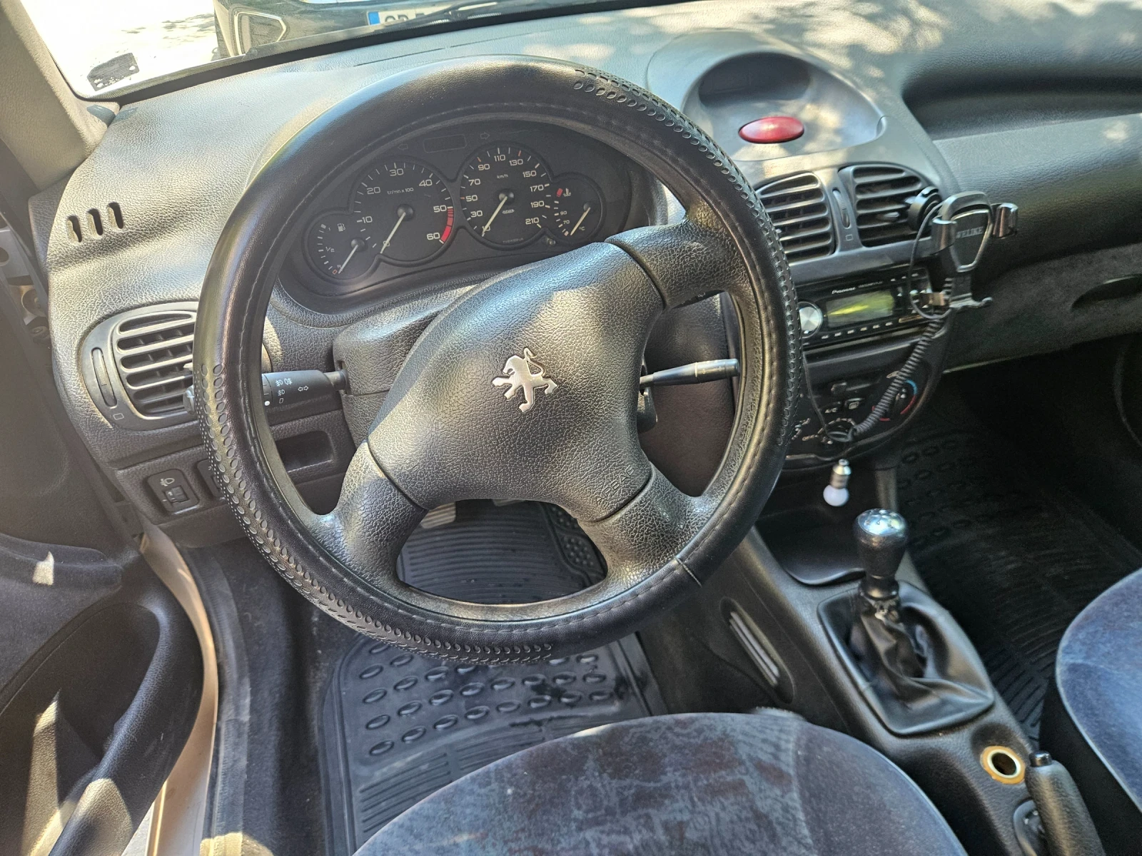 Peugeot 206, снимка 4 - Автомобили и джипове - 54979302