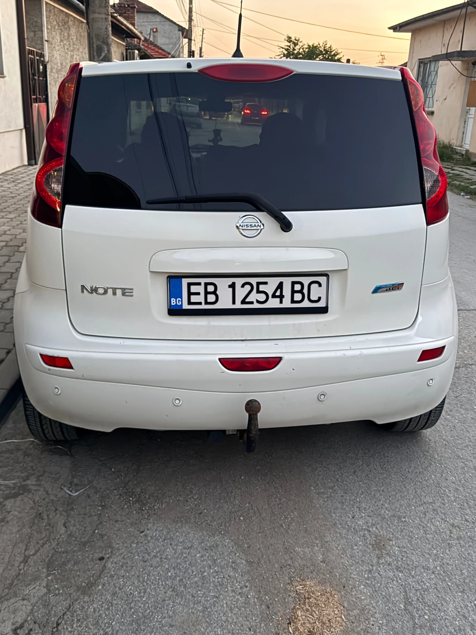 Nissan Note, снимка 3 - Автомобили и джипове - 55124645