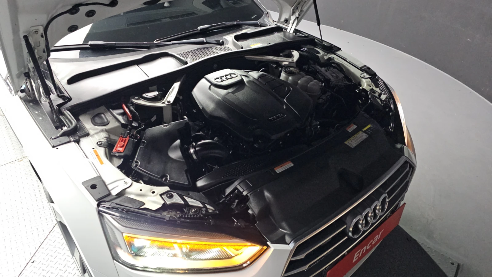 Audi A5 45 TFSI quattro* ЕЛ. БАГАЖНИК* HUD* КРАЙНА ЦЕНА, снимка 6 - Автомобили и джипове - 55318882