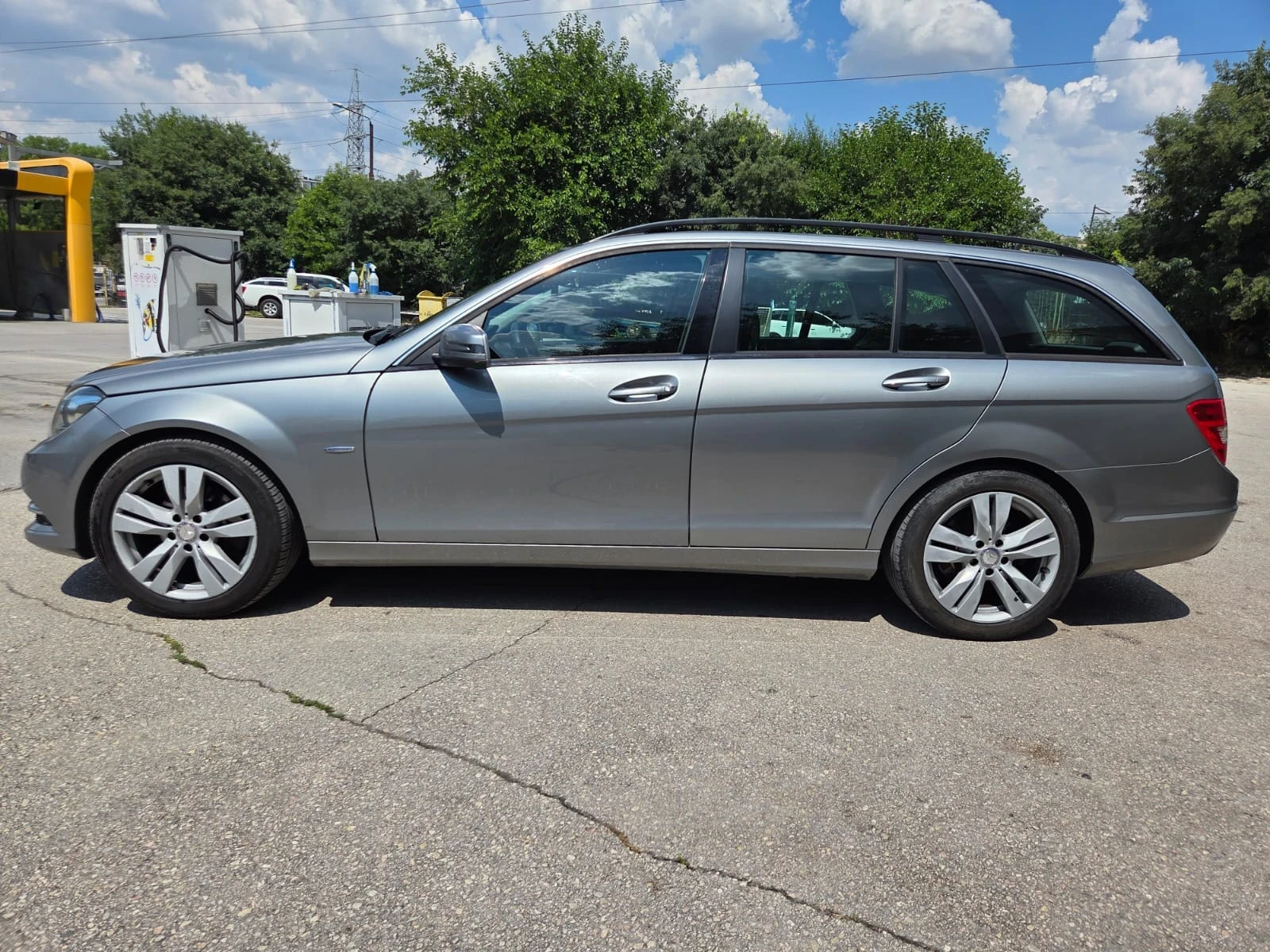 Mercedes-Benz C 220 CDI, снимка 6 - Автомобили и джипове - 55360657