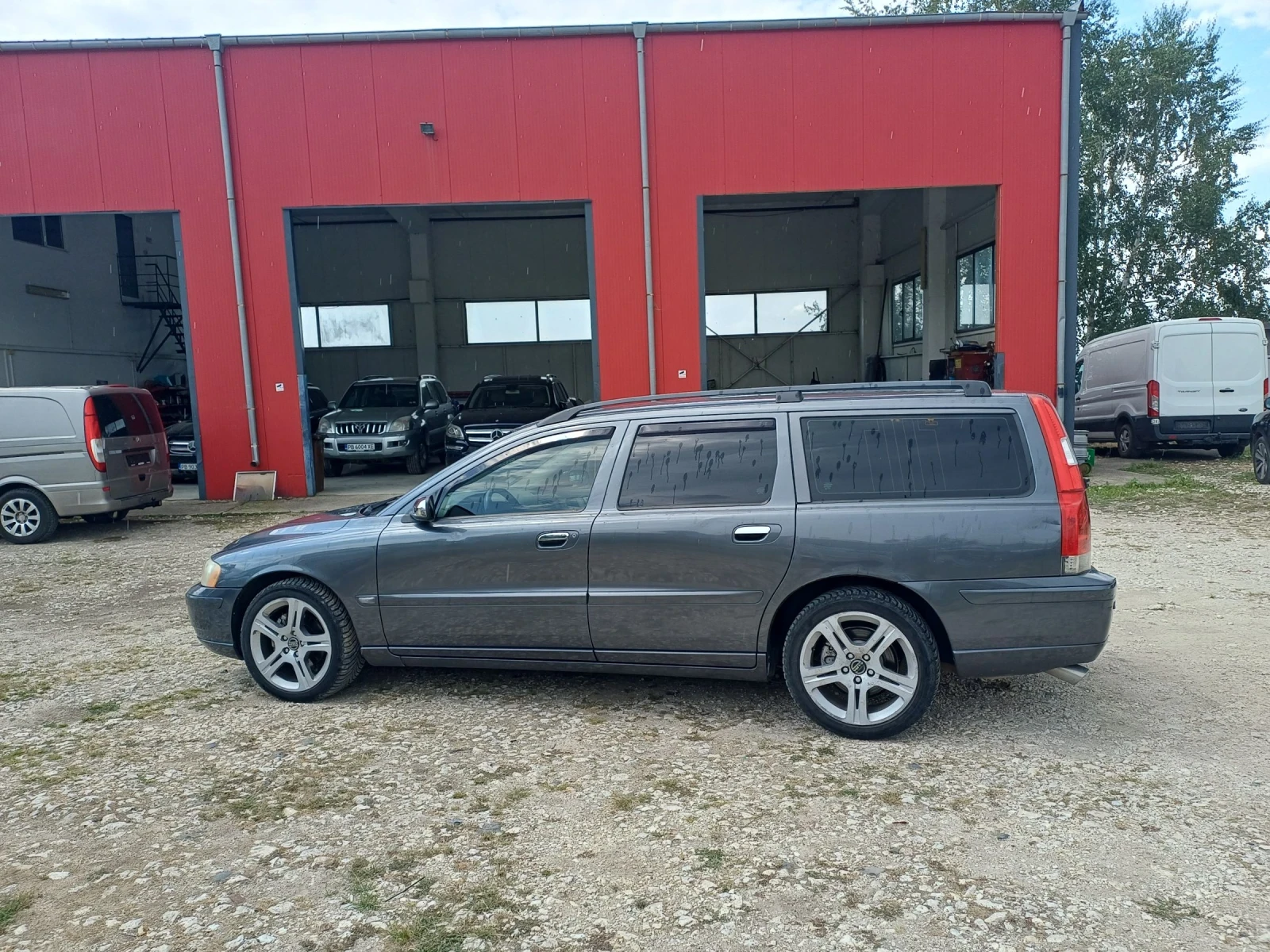 Volvo V70 2, 4td, НОВА, снимка 8 - Автомобили и джипове - 55389758