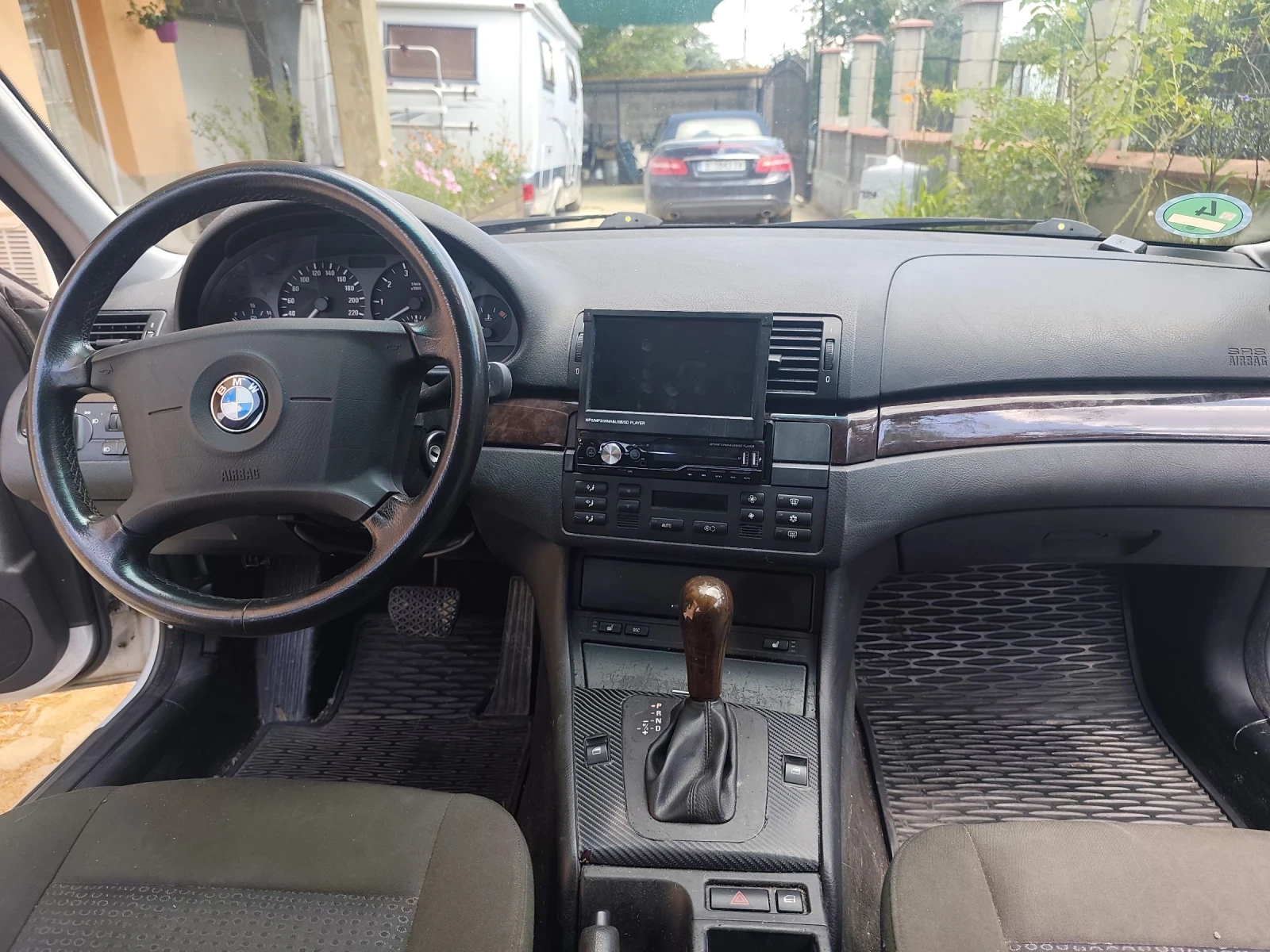 BMW 320 2.2 177кс.Автомат, снимка 7 - Автомобили и джипове - 55484989