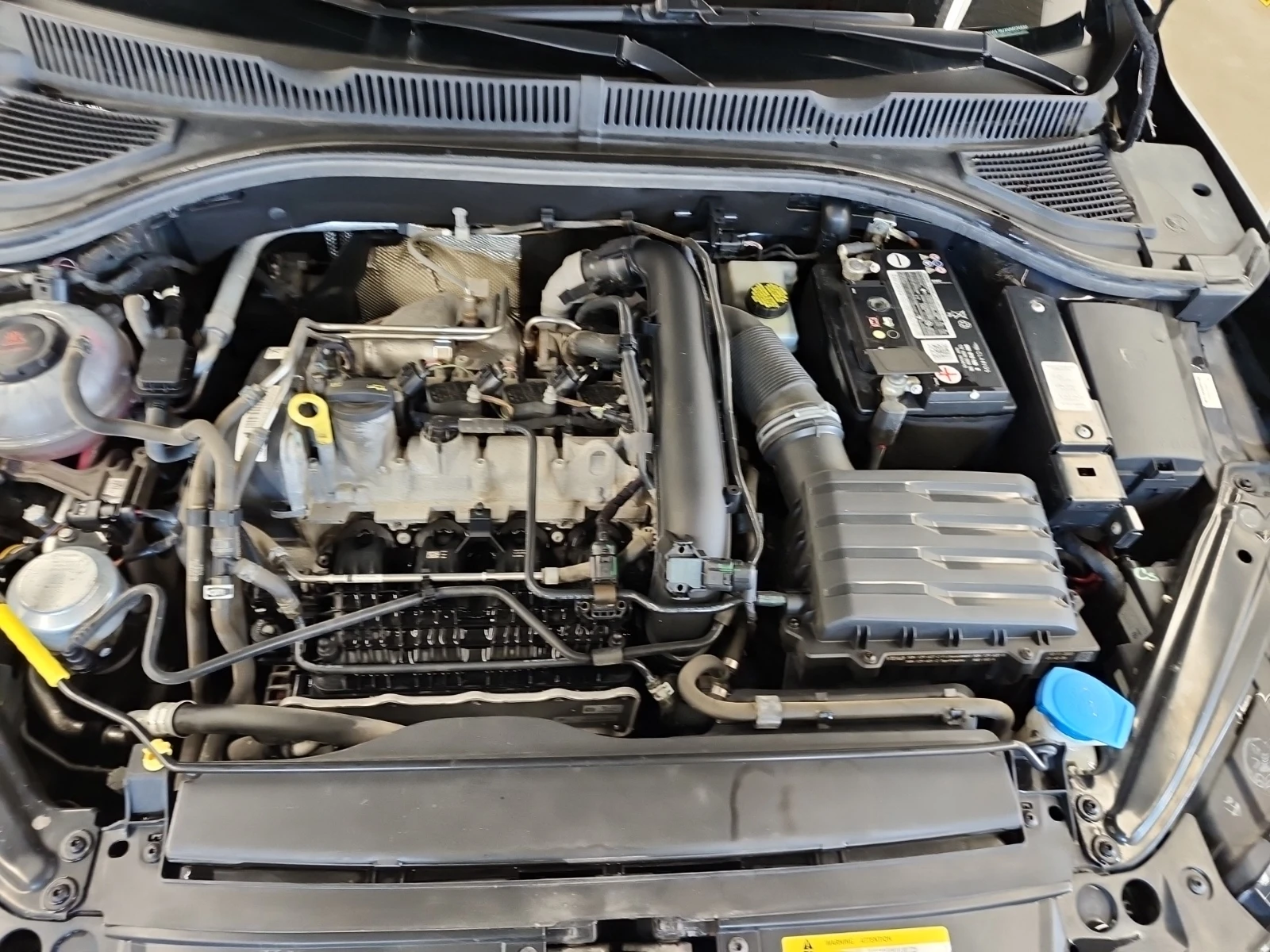 VW Jetta HIGHLINE / ПАНО / ЛИЗИНГ / ПРОГНОЗНА ЦЕНА до БГ, снимка 17 - Автомобили и джипове - 55672362