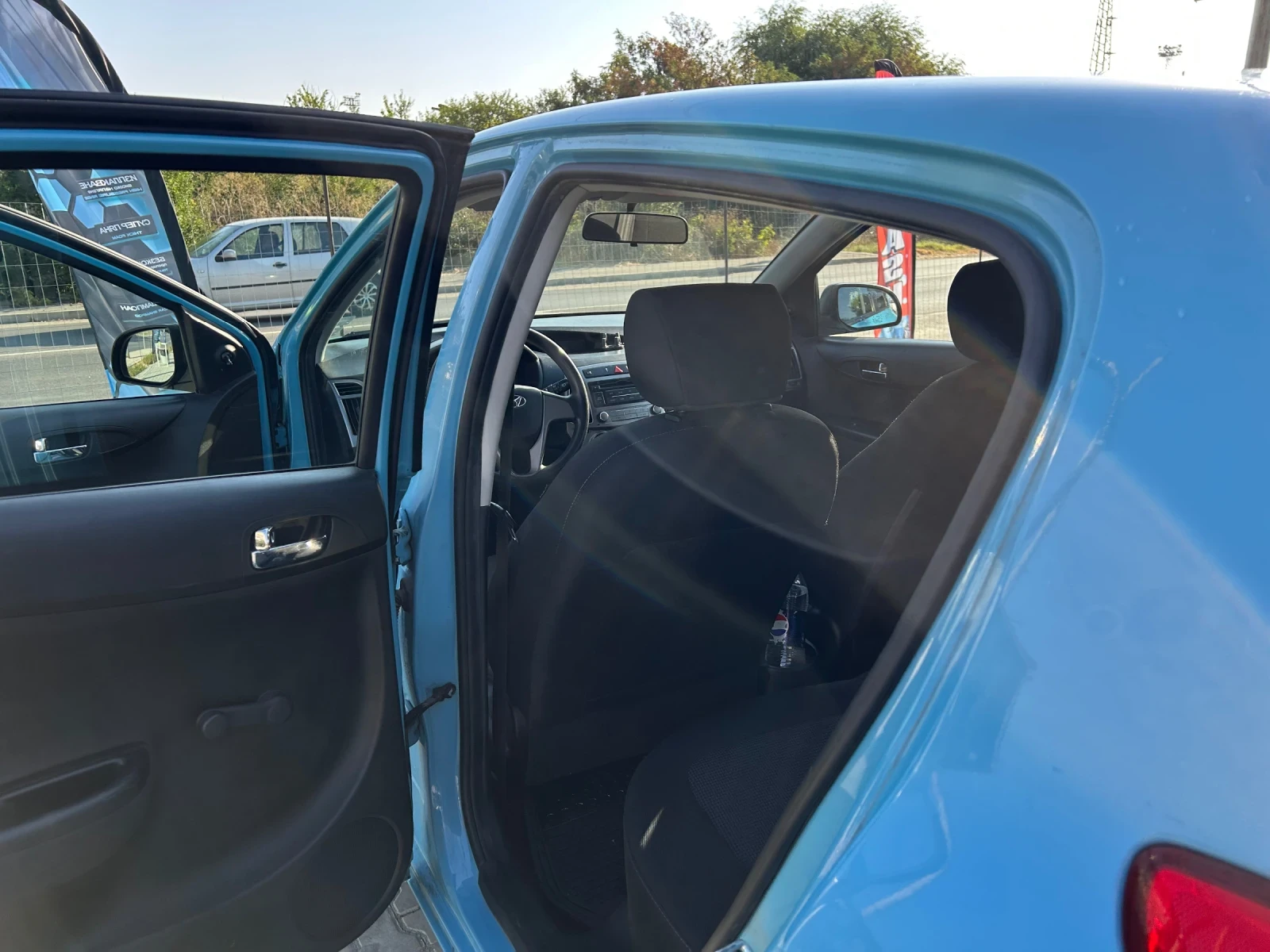 Hyundai I20, снимка 7 - Автомобили и джипове - 56120153