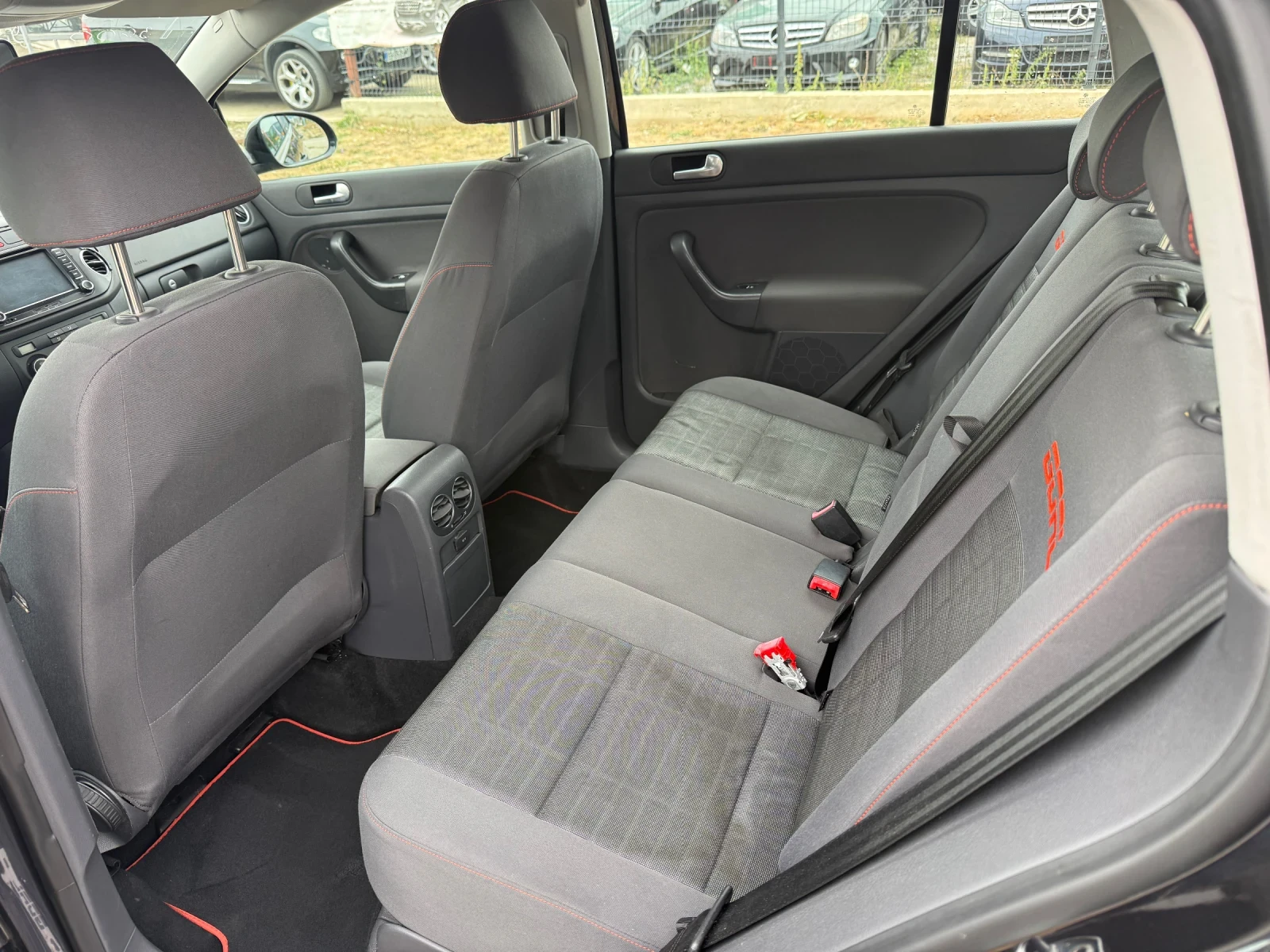 VW Golf Plus Plus 1.9 TDI /105 hp, снимка 6 - Автомобили и джипове - 56223237
