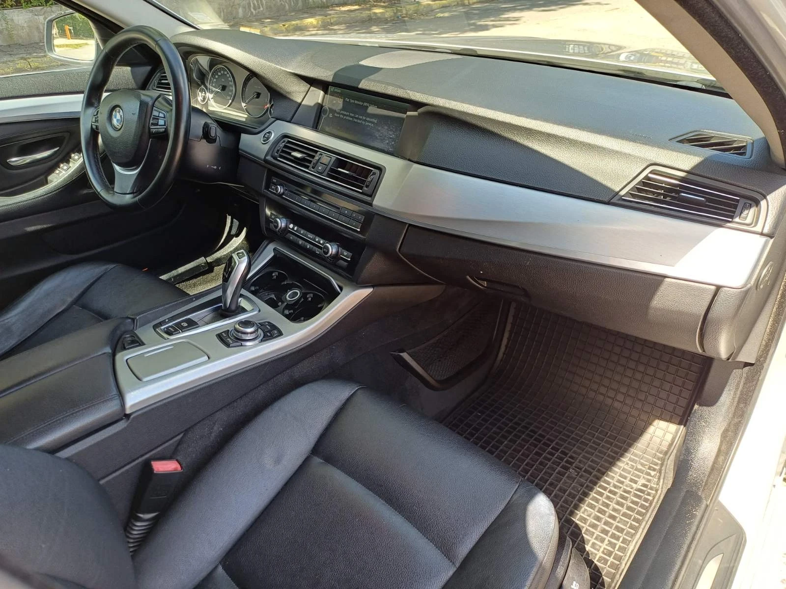 BMW 530 d Touring, снимка 13 - Автомобили и джипове - 56559855
