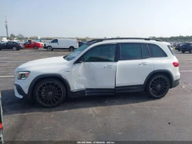 Mercedes-Benz GLB35AMG 4MATIC* КОЖА* ПОДГРЕВ* ПАНОРАМА* КАМЕРА* KEYLESS* , снимка 6