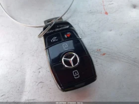Mercedes-Benz GLB35AMG 4MATIC* КОЖА* ПОДГРЕВ* ПАНОРАМА* КАМЕРА* KEYLESS* , снимка 10