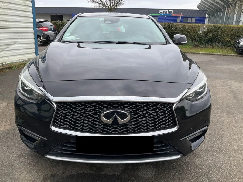 Infiniti Q30 2.2d Premium/360/Панорама/Очакван внос, снимка 5 - Автомобили и джипове - 49548394