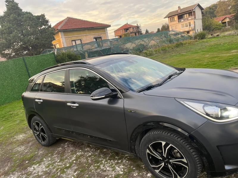 Kia Niro 87000 км., снимка 3 - Автомобили и джипове - 52283760