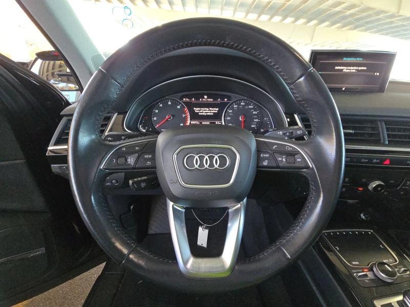 Audi Q7 * PREMIUM PLUS* PANO* MEMORY* PODGREV, снимка 11 - Автомобили и джипове - 52326862