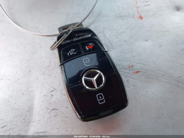 Mercedes-Benz GLB35AMG 4MATIC* КОЖА* ПОДГРЕВ* ПАНОРАМА* КАМЕРА* KEYLESS* , снимка 10 - Автомобили и джипове - 55679626