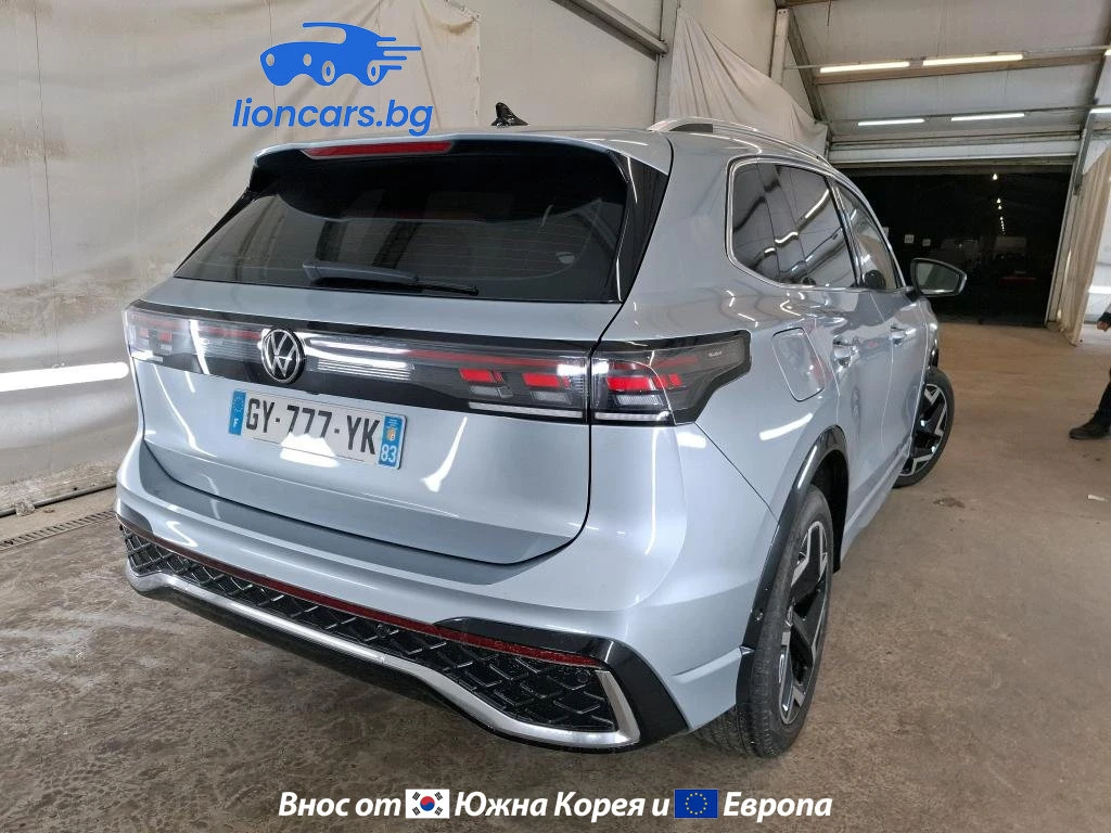VW Tiguan 1.5 eTSI R-Line, снимка 11 - Автомобили и джипове - 53729690